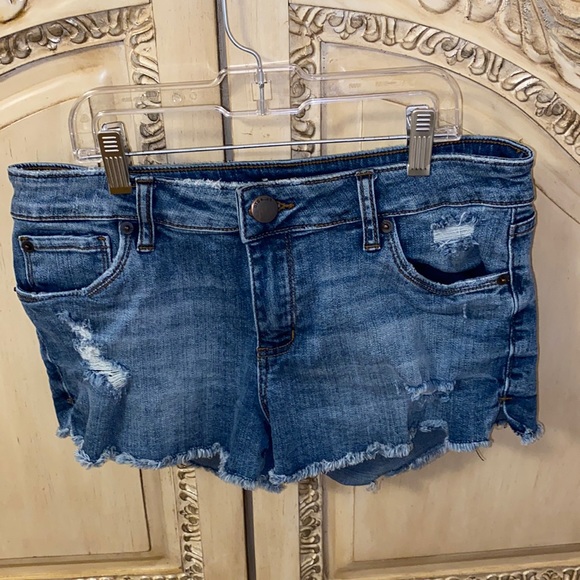 Jean Booty Shorts - Picture 1 of 3